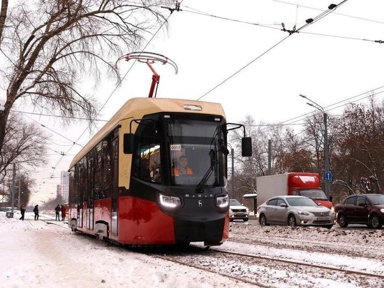 В Нижнем Новгороде запустили новый трамвай «МиНиН» в тестовом режиме