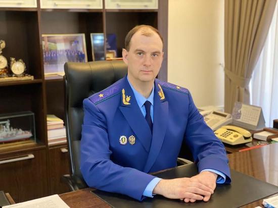 Прокурор Калининградской области поздравил жителей с Новым годом и Рождеством