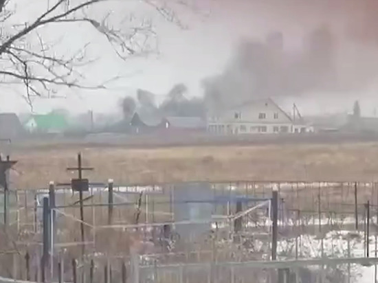 В Волгоградской области обломки неизвестного объекта упали на жилые дома