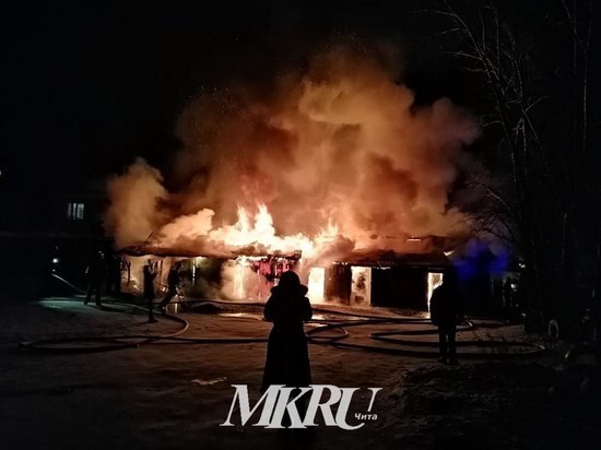 Фейерверк поджёг деревянные постройки и гаражи 1 января в Чите
