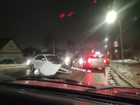 В новогоднюю ночь в Курске произошло серьезное ДТП
