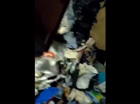 Орловская «скорая» приехала по вызову в забитую до потолка мусором квартиру