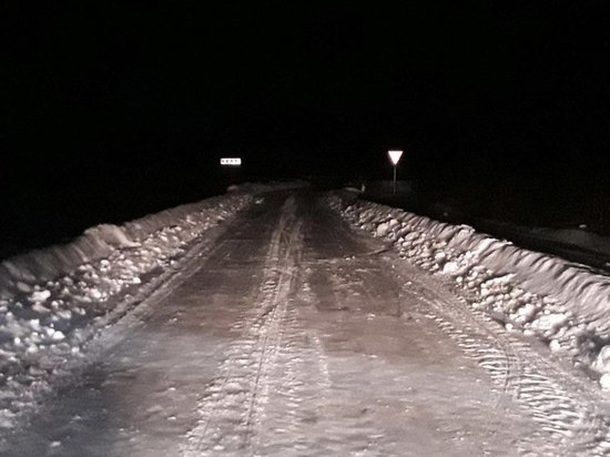 В новогоднюю ночь в Новгородской области мужчина наехал на пешехода