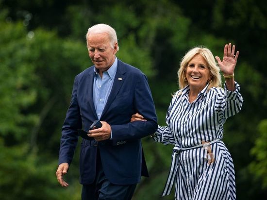 Politico: Байден примет решение по поводу участия в выборах президента в феврале