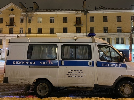 Житель Тверской области несколько дней выпивал в гостях, а потом отправился к полицейским