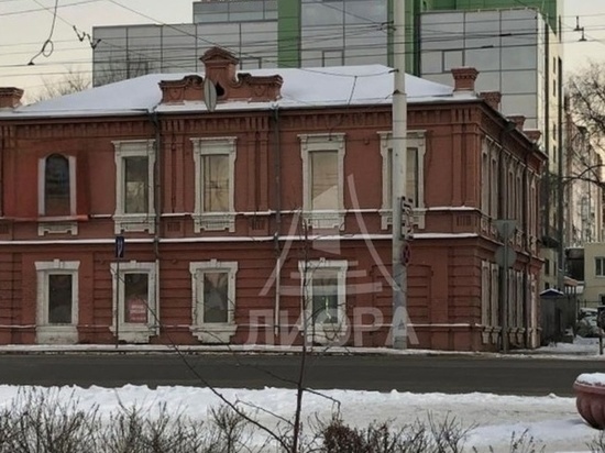 В центре Омска за 33 миллиона рублей продают первый этаж в здании-памятнике