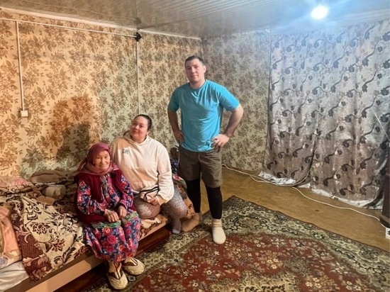 В Шурышкарском районе волонтеры сделали ремонт в домах одиноких стариков