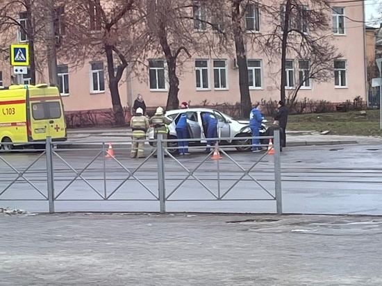 В Курске из-за ДТП на Сумской образовалась большая пробка