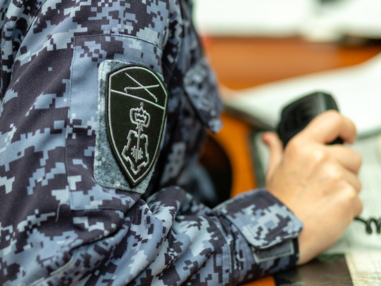В Сочи росгвардейцы задержали приезжую, подозреваемую в нелегальном обороте мефедрона