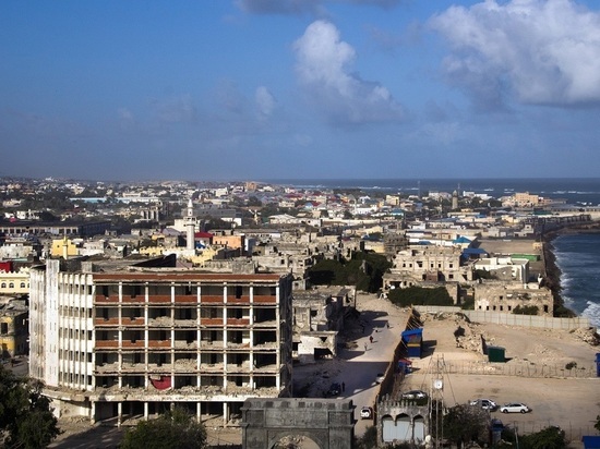 Жертвами теракта в центре Сомали стали не менее девяти человек