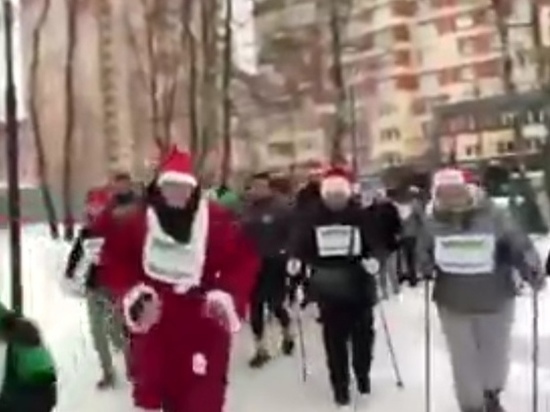 Жители Домодедово начали новый год с массового забега