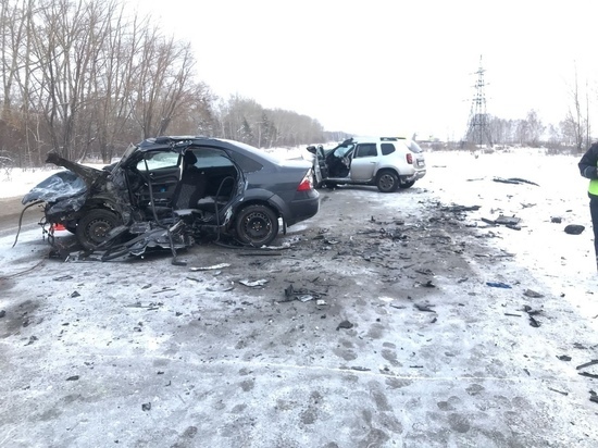 Один человек погиб и двое пострадали в ДТП на трассе под Омском