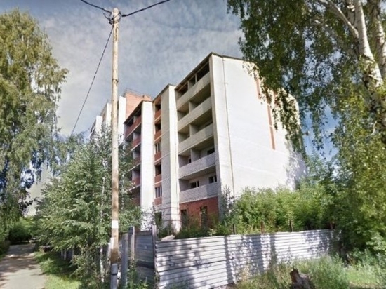 В Ижевске закрыли доступ на недострой по улице Льва Толстого