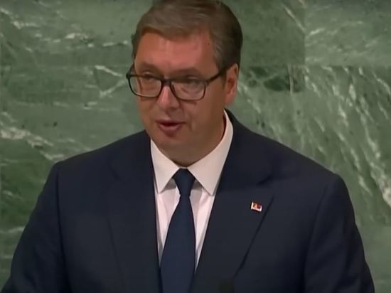 Президент Сербии Вучич назвал девять отозвавших признание независимости Косово стран