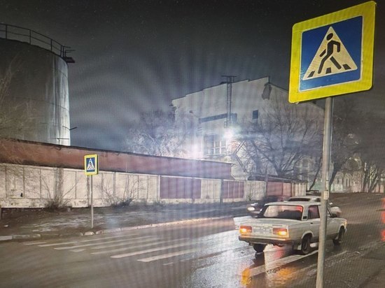 Водитель отечественной «семëрки» сбил на «зебре» пенсионерку в Саратове
