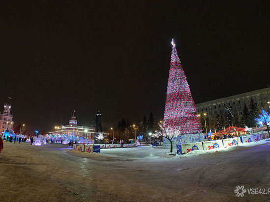 Кемеровские власти обезопасили опасные участки на площади Советов