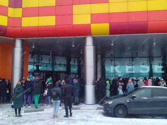 5 января в Туле эвакуировали торговый центр «Макси»
