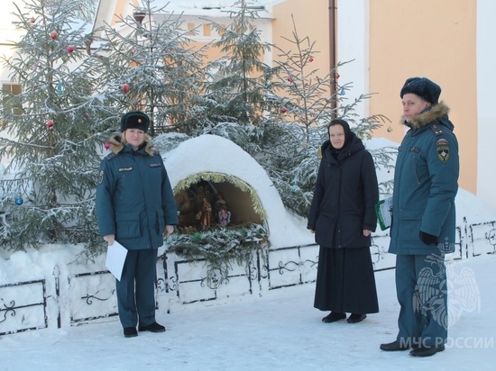 Рождественские богослужения в Новгородской области пройдут под контролем пожарных