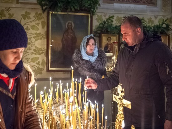 Южноуральцы готовятся встретить Рождество Христово