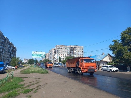 На 18 улицах Амвросиевки за год восстановлено дорожное полотно