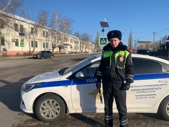В Воронежской области машина ГИБДД доставила в больницу пациентку вместо «скорой»