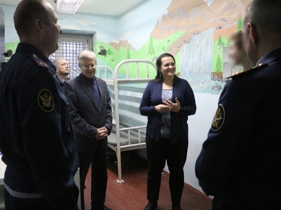 Уполномоченный по правам человека посетил новгородский следственный изолятор