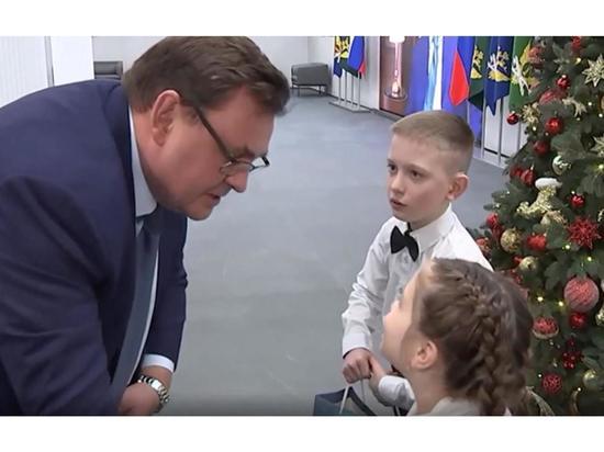 Новогоднее желание девочки из Брянска сбылось благодаря главе Минюста