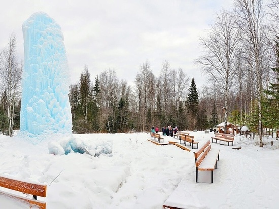 На Южном Урале показали, как вырос ледяной фонтан