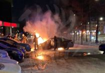 В ночь с 7 на 8 января в городе Тула на улице Лейтейзена произошло возгорание автомобиля