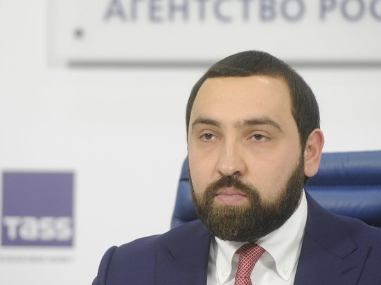 Депутат Хамзаев потребовал от СК возбудить дело против Артура Смольянинова