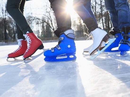 В Кирове отменили массовые катания на коньках, но закрыли не все площадки
