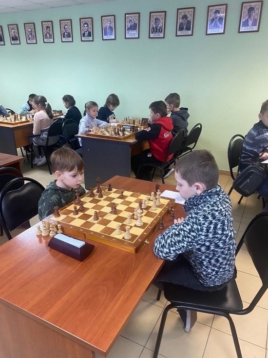 Праздничный шахматный турнир прошел в Серпухове