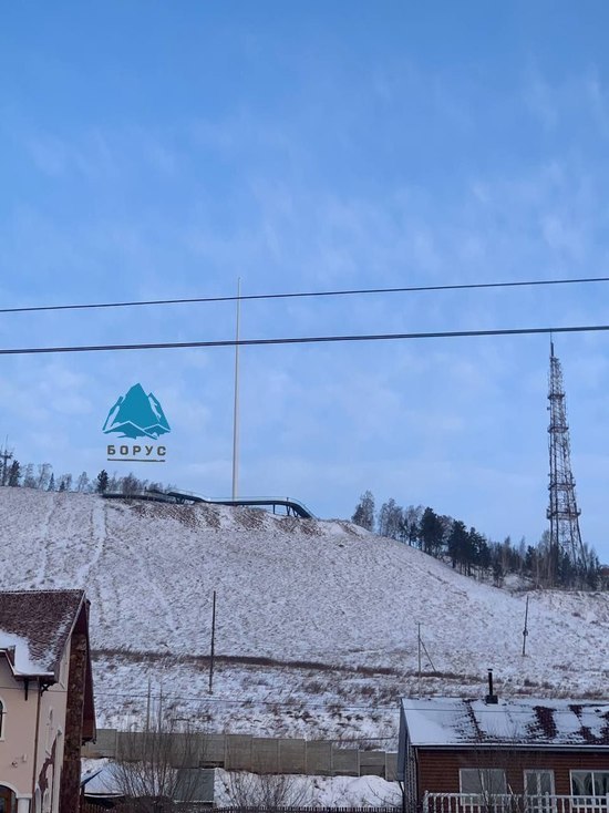 Красноярские политики усомнились в версии с порвавшим флаг на Сопке квадрокоптером