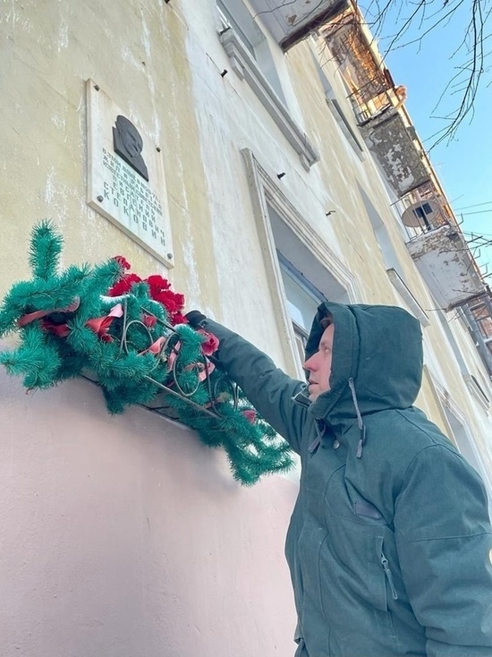 В Архангельске почтили память писателя Евгения Коковина