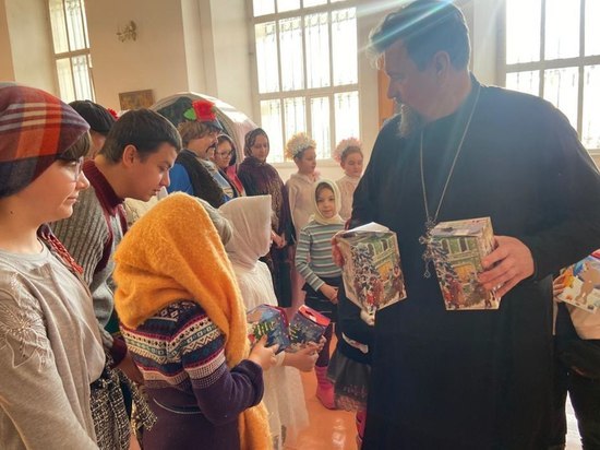 В Спасо-Преображенском соборе Орловской области обогрели детей-беженцев