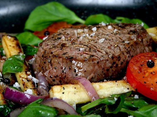 Как определить степень прожарки мяса: практика мировых шеф-поваров