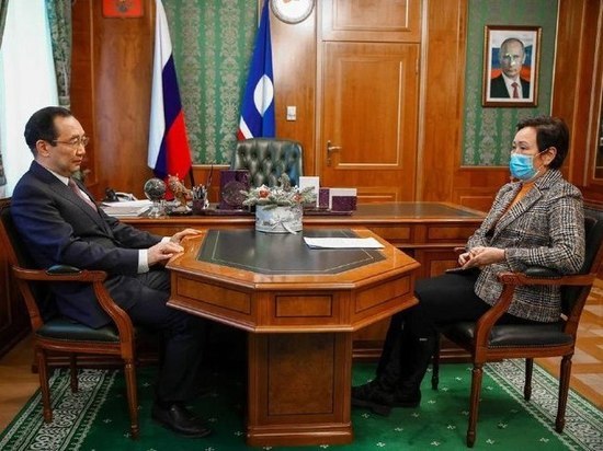 Глава Якутии и руководитель Управления Роспотребнадзора обсудили итоги 2022 года