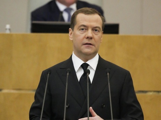 Песков опроверг «переговоры Медведева с Нуланд и Волкером в Турции»