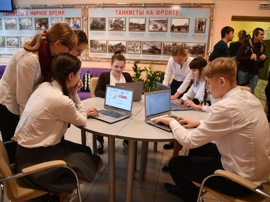 Минцифры планирует поднять уровень цифровой грамотности россиян