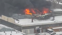 На севере Москвы загорелось здание: видео крупного пожара