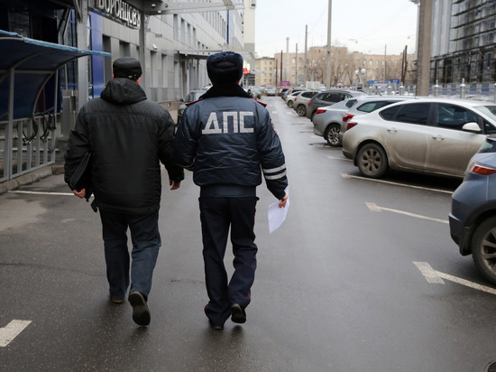 В Калининграде поймали водителя с предположительно поддельным служебным удостоверением