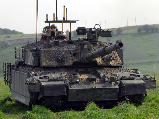 Представитель Сунака сообщил, что решение об отправке танков Украине еще не принято