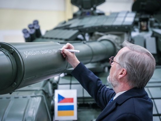 Чехия модернизирует танки Т-72 для Украины