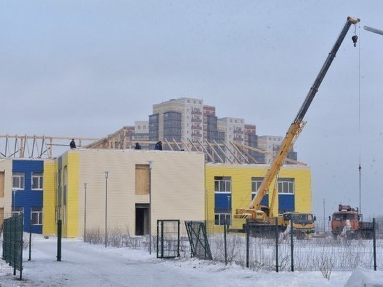 В Омске начали строительство детского сада на улице Завертяева