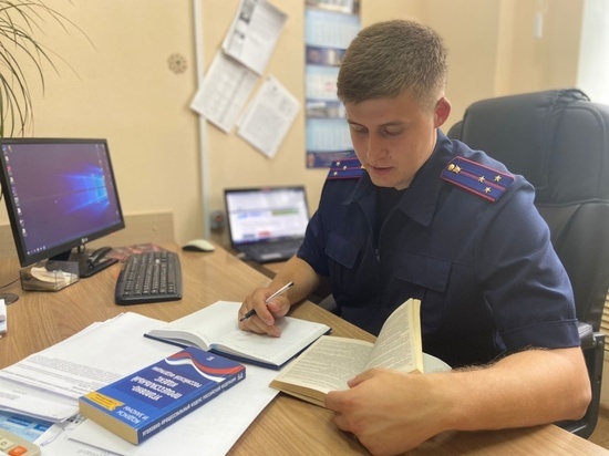 В Курской области преподавателя поймали на взятке в 12 тысяч рублей