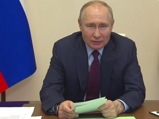 Путин: нельзя откладывать решение вопросов в новых регионах
