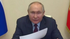 Путин резко отчитал Мантурова на совещании с членами правительства: видео