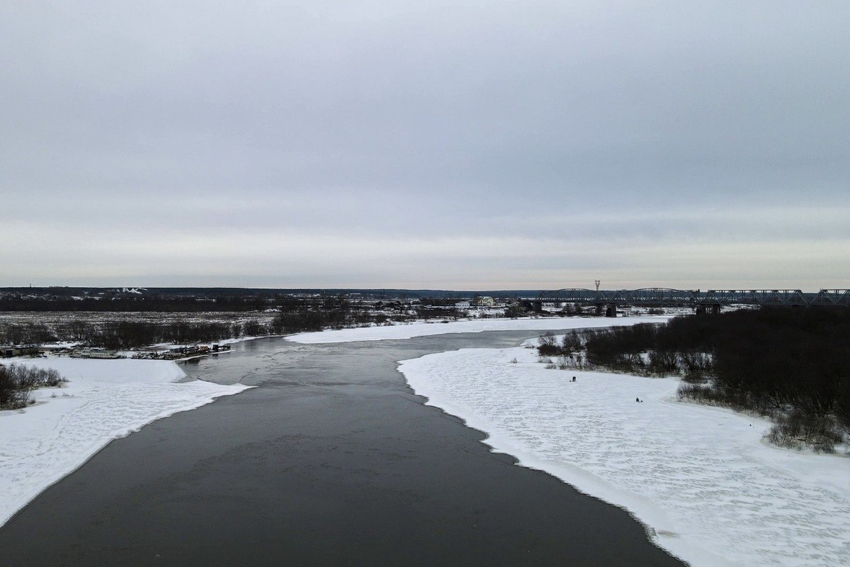 Паводок на оке в мос обл 2024. Зимний паводок. Половодье Ока. Река Ока. Паводок реки это.