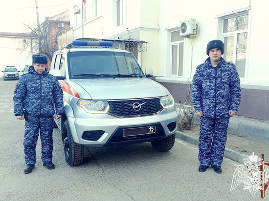 Астраханские росгвардейцы спасли 73-летнего мужчину от обморожения