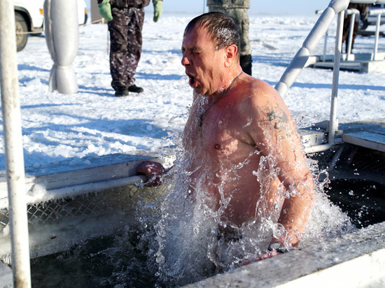 В Хабаровске обустроят три крещенские купели